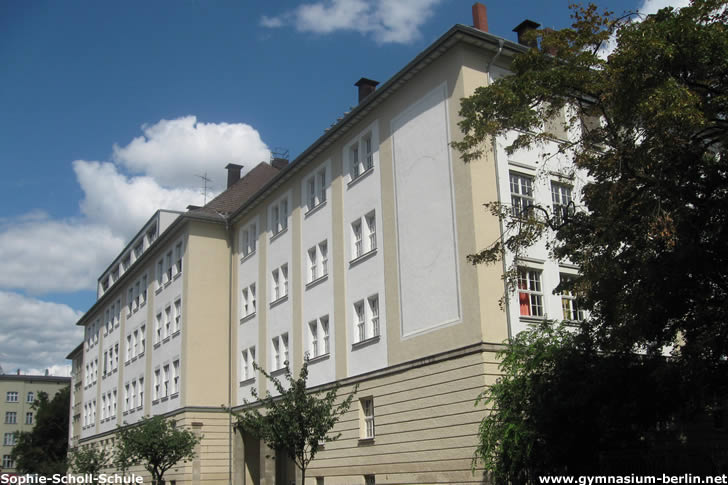 Markt der Oberschulen Tempelhof-Schöneberg in der Sophie-Scholl-Schule